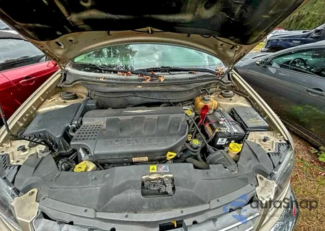 2004 Chrysler Pacifica z USA, uszkodzony, nr VIN 2C8GM68434R345305